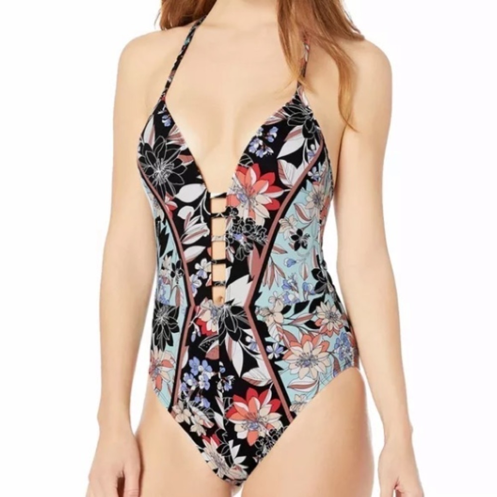 KENNETH Cole New York V Neck One Piece Swimsuit